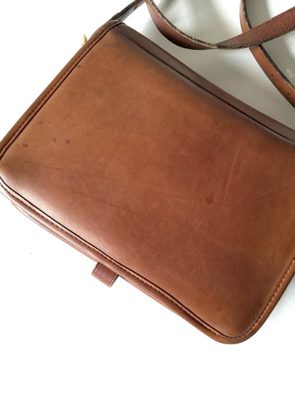 Vintage Coach Saddle Pouch Crossbody Bag - British Tan Pre-1980s NYC Era - Picture 4 of 8